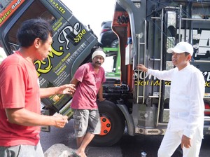 Dedi Mulyadi Dicurhati Sopir Truk yang Diduga Kerap Kena Pungli