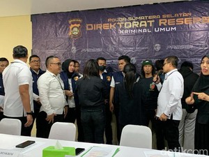 Kronologi 2 Gadis Duel Bercelurit di TPU Palembang, Motif Saling Tantang