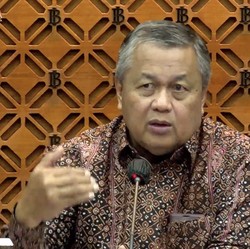 BI Tahan Suku Bunga di Level 6%, Rupiah Melorot ke Rp15.635/US$