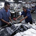 RI Siaga! Manufaktur Kena Pukulan Beruntun-Pengusaha Cemas Tarif Trump