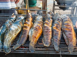 Baik atau Buruk? Ini 7 Manfaat dan Efek Samping Makan Lele