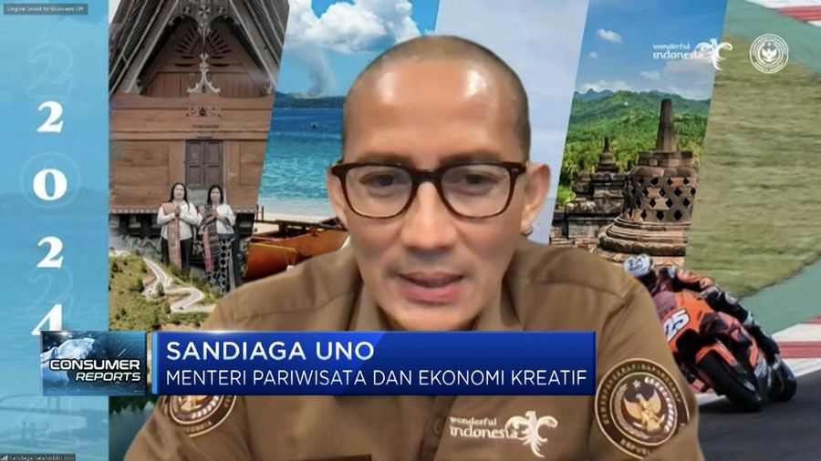 Menteri Pariwisata dan Ekonomi Kreatif, Sandiaga Uno dalam program Consumer Report. (CNBC Indonesia TV)