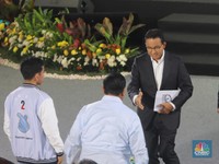 Detik-detik Anies Berjabat Tangan (Lagi) dengan Prabowo
