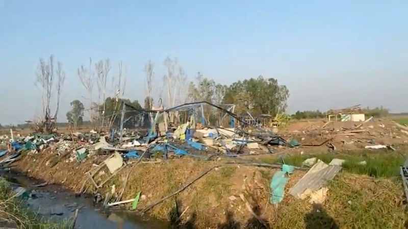 Rescuers work on a cite of an explosion at a firework factory in Suphan Buri province, Thailand, Wednesday, Jan. 17, 2024. The Thai government’s disaster relief agency says an explosion at a fireworks factory in central Thailand has killed at least 20 people. (Samerkun Suphan Buri Foundation via AP)
