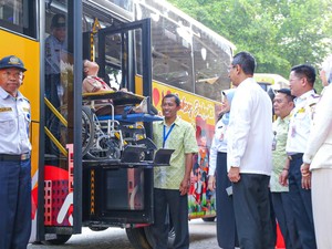 Pemprov DKI Luncurkan 5 Bus Sekolah Khusus Penyandang Disabilitas