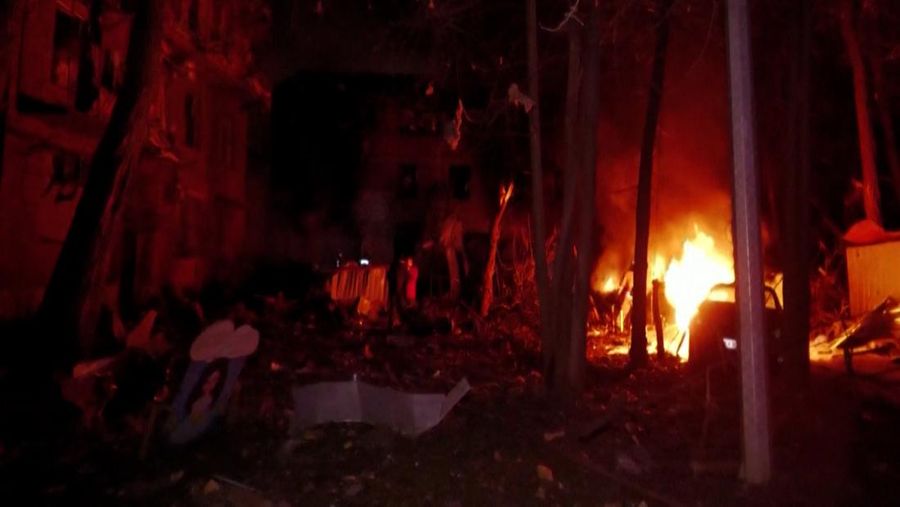 Rusia bombardir kota New York, Ukraina Timur. (AP)