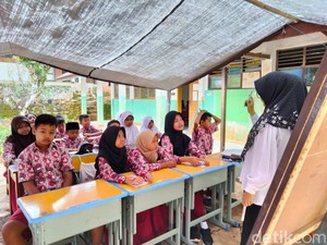 Janji Disdik Sumedang Perbaiki SD yang Rusak Diguncang Gempa