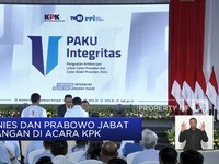 Video: Anies dan Prabowo Jabat Tangan di Acara KPK