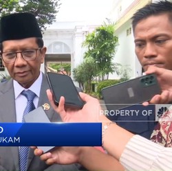 Video: Mahfud MD Tak Tahu Sri Mulyani Dibujuk Mundur Dari Kabinet