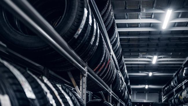 Industri Ban RI Tidak Baik-Baik Saja, Ramai Pekerja Dirumahkan