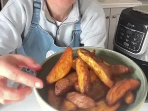 Tips Masak Potato Wedges yang Garing Renyah Pakai Air Fryer