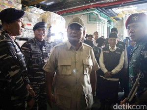 KRI dr Radjiman Akan Lewati Laut Merah, Prabowo: Kita Tak Punya Musuh