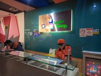 Kena Pajak 40%, Begini Suramnya Bisnis Karaoke Kini!