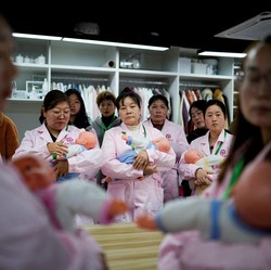 China Pening! Usaha Genjot Ibu-Ibu Lahirkan Bayi Tak Sukses, Kenapa?