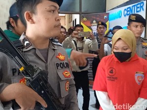Seakan Tak Ada Dosa, Fitria Masih TikTok-an Usai Bunuh Ibu Muda di Sampang