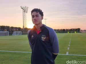 Rafael Struick Akui Vietnam Tim Sip