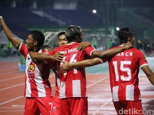 Liga 2: Komdis PSSI Jatuhkan Denda ke Deltras FC Akibat Ulah Suporter