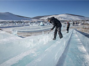 Festival Salju dan Es Mongolia Cetak Rekor Dunia