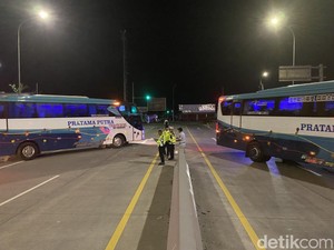 7 Bus Rombongan SMAN 1 Sidoarjo yang Tak Kecelakaan Dikawal Pulang