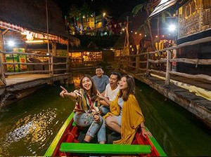 Sensasi Kulineran di Pasar Apung Kota Batu