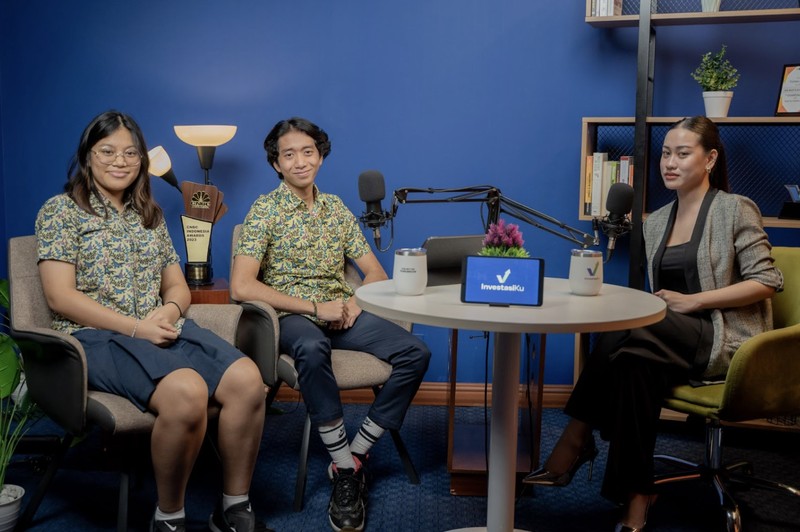 Dalam rangka perlunya literasi keuangan kepada siswa-siswi di Indonesia, Sekolah Perkumpulan Mandiri (SPM) melakukan company visit ke beberapa anak usaha di CT Corp yaitu InvestasiKu by PT Mega Capital Sekuritas, CNBC Indonesia dan Allobank. Acara ini diadakan di Menara Bank Mega, Jakarta pada hari Kamis, 18 Januari 2024 yang dihadiri oleh kurang lebih 20 siswa/i dan 5 guru pendamping. (Ist)
