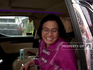 Video: Sri Mulyani Jawab Isu Pengunduran Diri: Saya Bekerja!