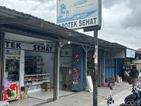 Wow! Rutin Tilep Rp 500 Ribu Karyawan Apotek di Sulsel Bisa Beli Tanah
