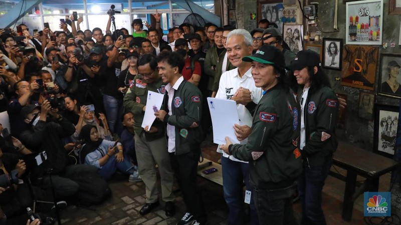 Slank Deklarasi Dukung Ganjar-Mahfud MD. (CNBC Indonesia/Muhamad Sabki)