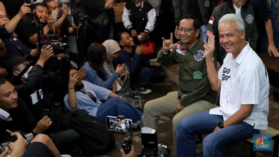 Slank Deklarasi Dukung Ganjar-Mahfud MD. (CNBC Indonesia/Muhamad Sabki)