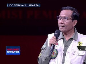 Video: Akhiri Debat Cawapres, Mahfud Nyanyi Lagu Ebiet G.Ade