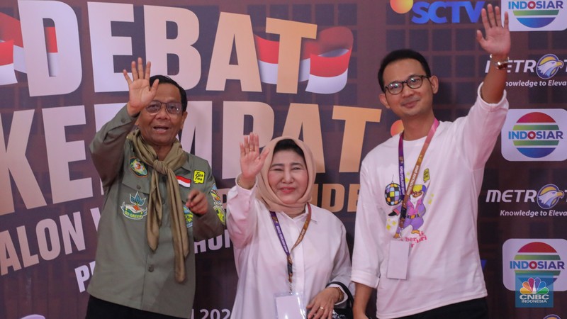 Ganjar Pranowo tiba di JCC Senayan, Jakarta, Minggu (21/1/2024). (CNBC Indonesia/Faisal Rahman)