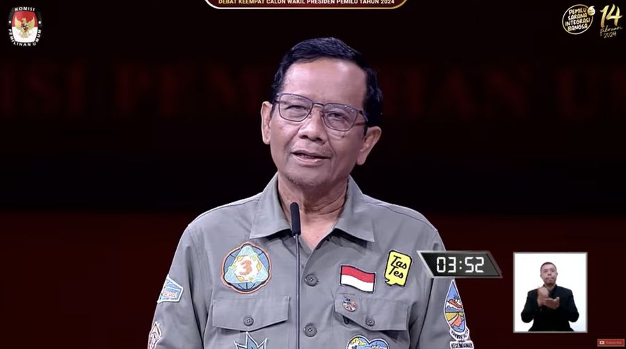 Cawapres nomor urut tiga Mahfud MD menyampaikan gagasanya saat debat calon wakil presiden Pemilu 2024 di JCC, Jakarta, Minggu, (21/1/2024). (Tangkapan Layar Youtube KPU RI)