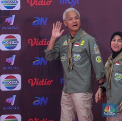 Ijo Royo-Royo! Potret Ganjar-Mahfud Datang ke Debat Cawapres 2024
