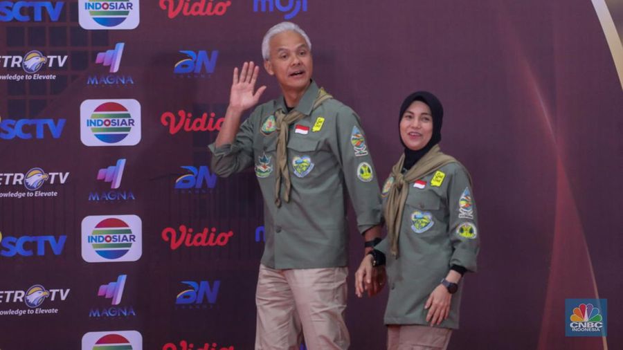 Ganjar Pranowo tiba di JCC Senayan, Jakarta, Minggu (21/1/2024). (CNBC Indonesia/Faisal Rahman)