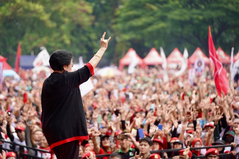 Kampanye Ganjar, Slank ajak Megawati Joget. (Dok TPN Ganjar-Mahfud)