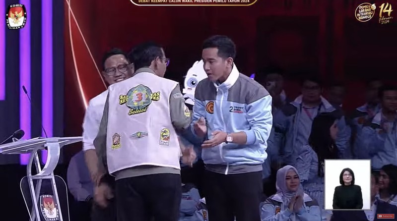 Pasangan Capres-Cawapres Anies Baswedan dan Muhaimin Iskandar tiba di JCC Senayan, Jakarta, Minggu (21/1/2024). (CNBC Indonesia/Faisal Rahman)