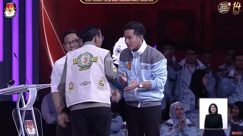 Pasangan Capres-Cawapres Anies Baswedan dan Muhaimin Iskandar tiba di JCC Senayan, Jakarta, Minggu (21/1/2024). (CNBC Indonesia/Faisal Rahman)