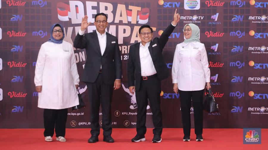 Pasangan Capres-Cawapres Anies Baswedan dan Muhaimin Iskandar tiba di JCC Senayan, Jakarta, Minggu (21/1/2024). (CNBC Indonesia/Faisal Rahman)