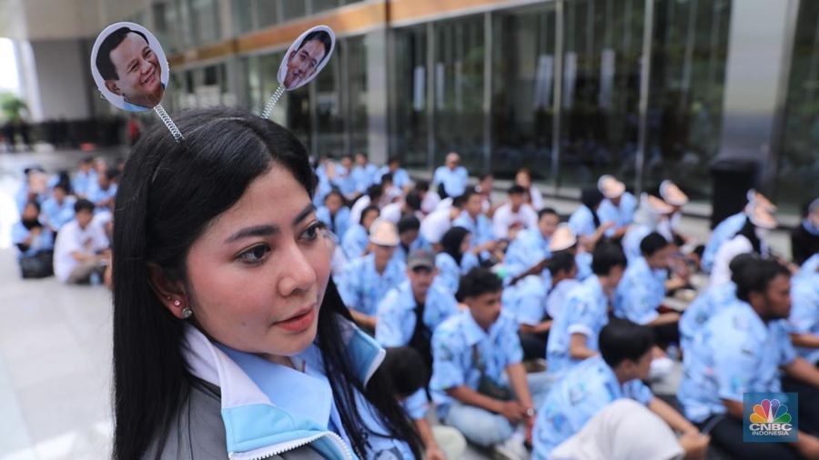 Pasangan Capres-Cawapres Anies Baswedan dan Muhaimin Iskandar tiba di JCC Senayan, Jakarta, Minggu (21/1/2024). (CNBC Indonesia/Faisal Rahman)