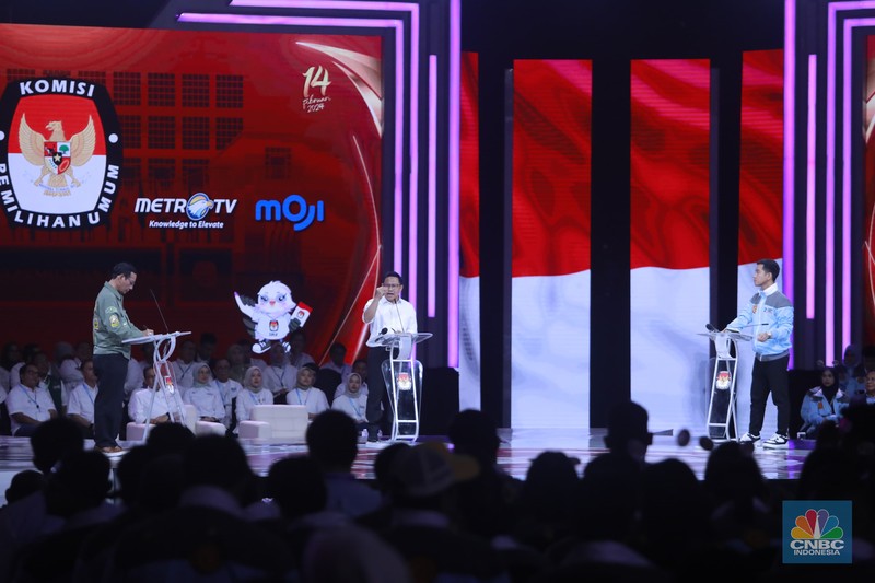 Suasana debat calon wakil presiden Pemilu 2024 di JCC, Jakarta, Minggu, (21/1/2024). (CNBC Indonesia/Muhammad Sabki)