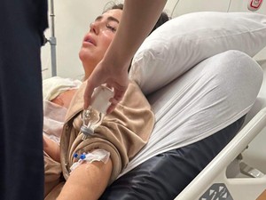Wanita Ini Sekarat Setelah Implan Payudara, Area Dadanya Mati Rasa