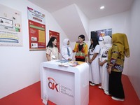 Adakan Kegiatan Edukasi Keuangan ke Anak SMA se-Jaksel, Ini Pesan OJK