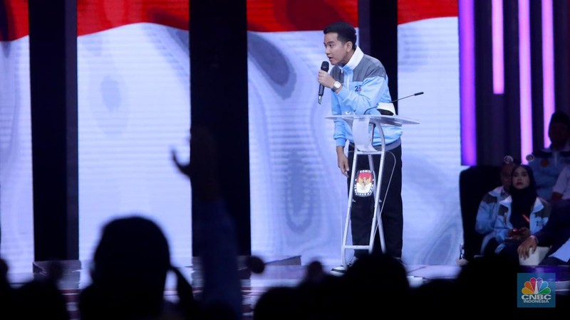 Cawapres no 2 Gibran Rakabuming Raka. (CNBC Indonesia/Muhamad Sabki)