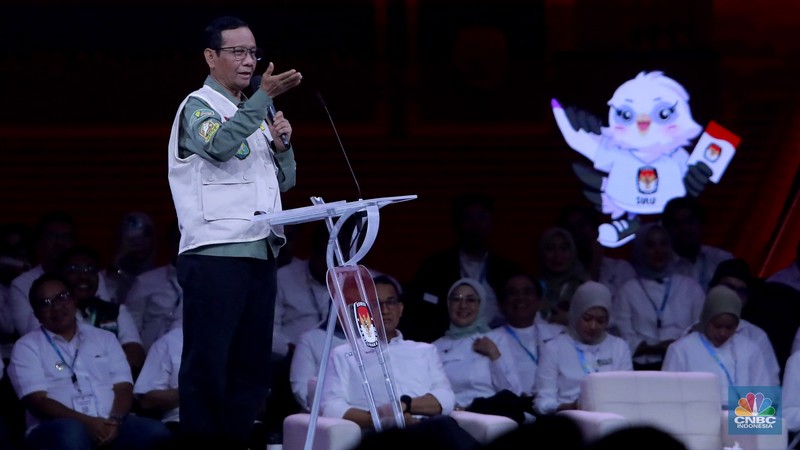 Cawapres no 2 Gibran Rakabuming Raka. (CNBC Indonesia/Muhamad Sabki) Cawapres no 2 Gibran Rakabuming Raka. (CNBC Indonesia/Muhamad Sabki)