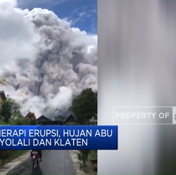 Video: Gunung Merapi Erupsi, Hujan Abu Guyur Boyolali dan Klaten