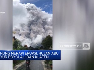 Video: Gunung Merapi Erupsi, Hujan Abu Guyur Boyolali dan Klaten
