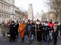 Potret Ratusan Warga Lintas Agama di London Kompak Demo Bela Palestina