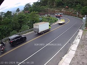 Sore Ini Lalin Jogja-Wonosari Ramai, Hati-hati Mendung Gelap