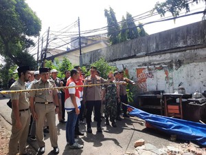 Pertamina Santuni Keluarga Korban Tembok Roboh di Tebet Jaksel