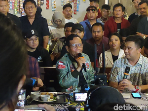 Mahfud soal Gestur Gibran di Debat: Mau Mempermalukan, Saya Permalukan Balik